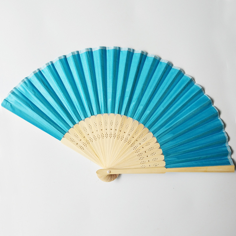 3番湖藍
