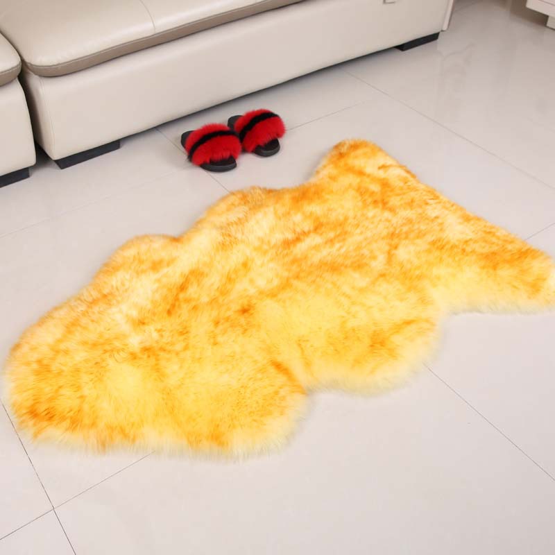 イエローゴールド先