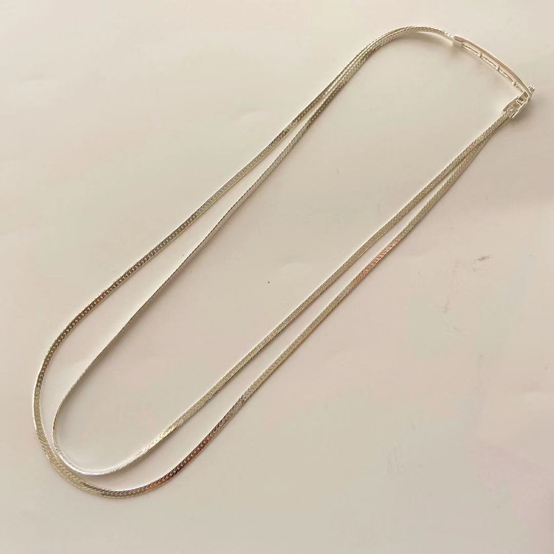 銅バッグ銀二重ネックレス
