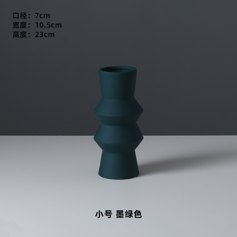 モランディ墨緑の小金