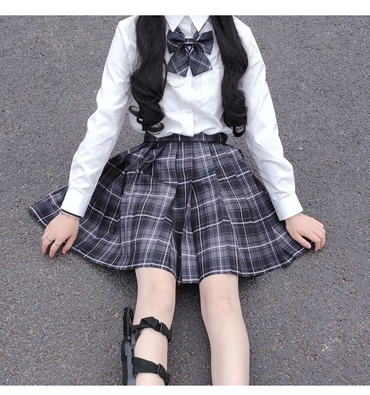 灰皿のスカート