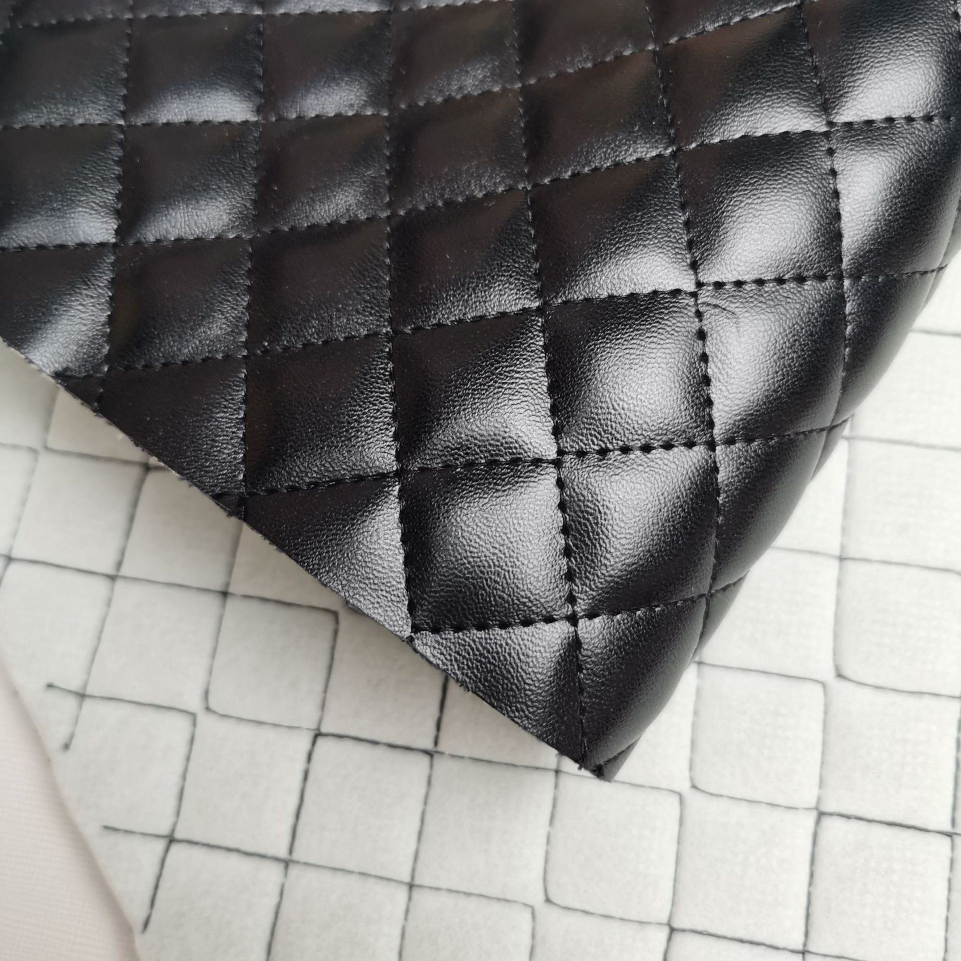 黒
