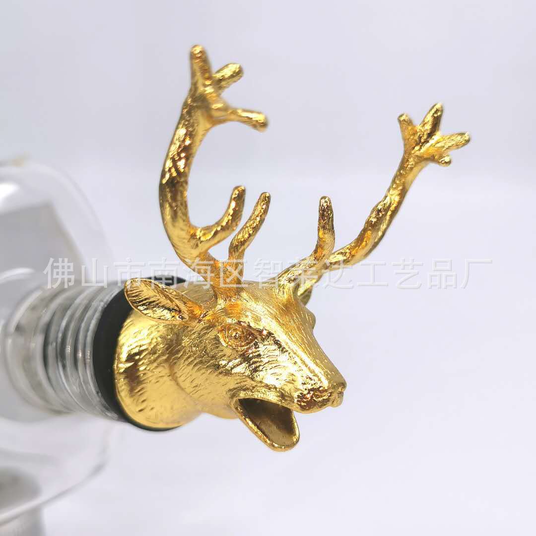 金色の鹿の口