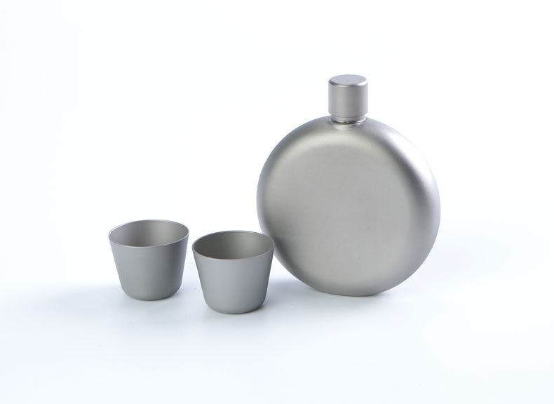 ワインポット + グラス * 2本