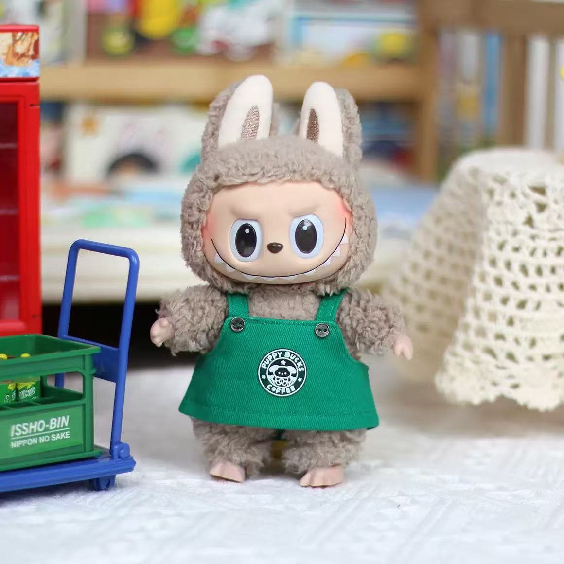 グリーンのスターバックス サスペンダー スカート