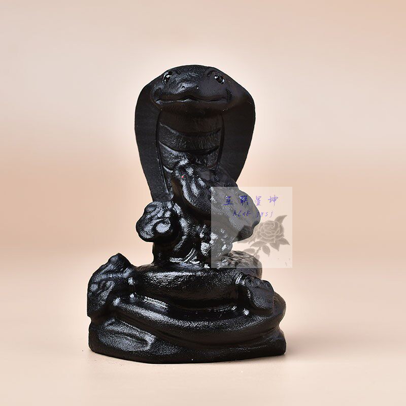 ヘビ大サイズ 高さ約10cm