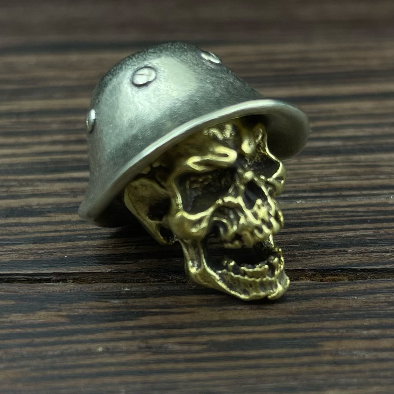 白銅の帽子 + 真鍮のスケルトンソルジャー