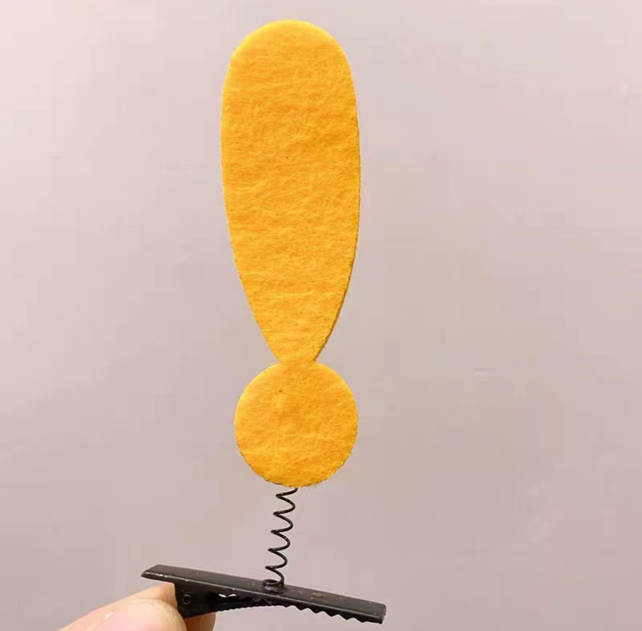 黄色の感嘆符