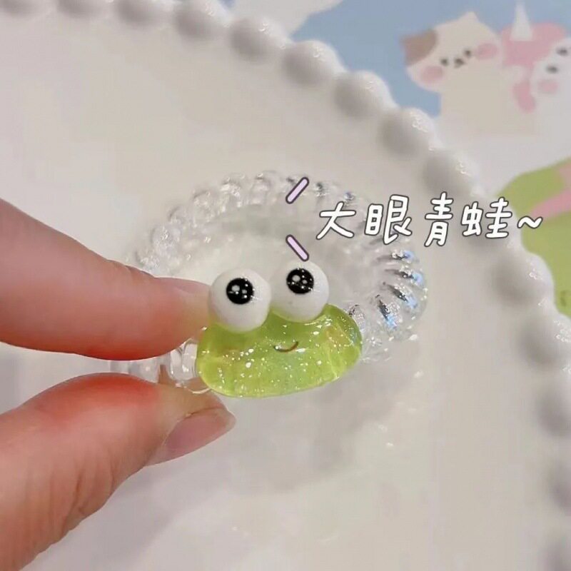 大きな目のカエル