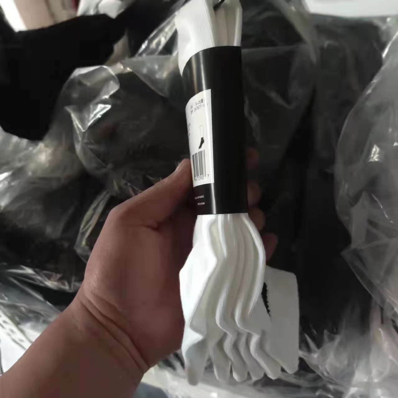 オールシーズン対応 薄型ミッドチューブ ホワイト