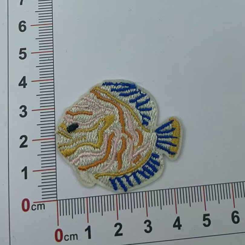 8号 3.9x4.4cm