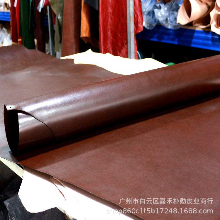 チョコレート色