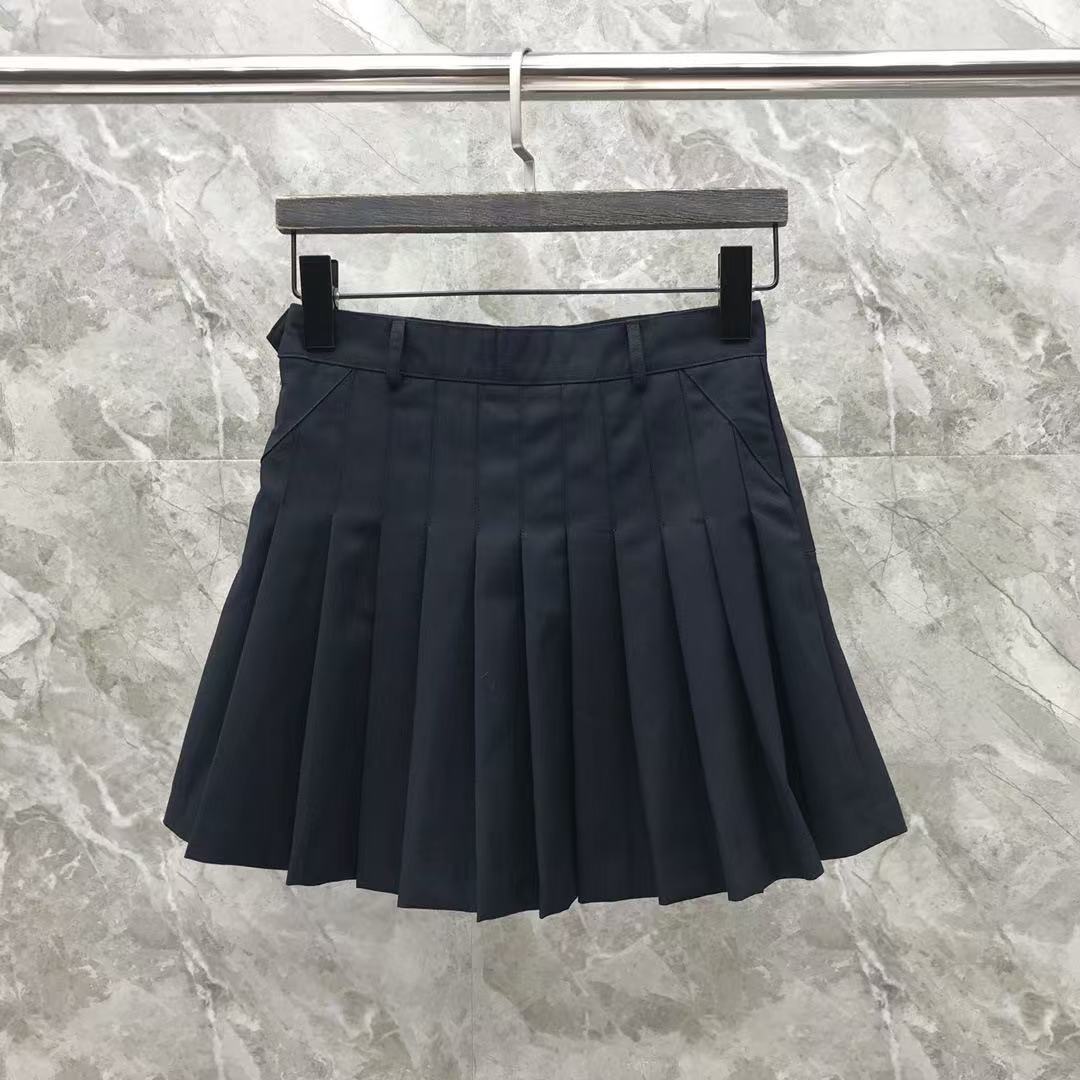 ベーシックなスカート ネイビーブルー