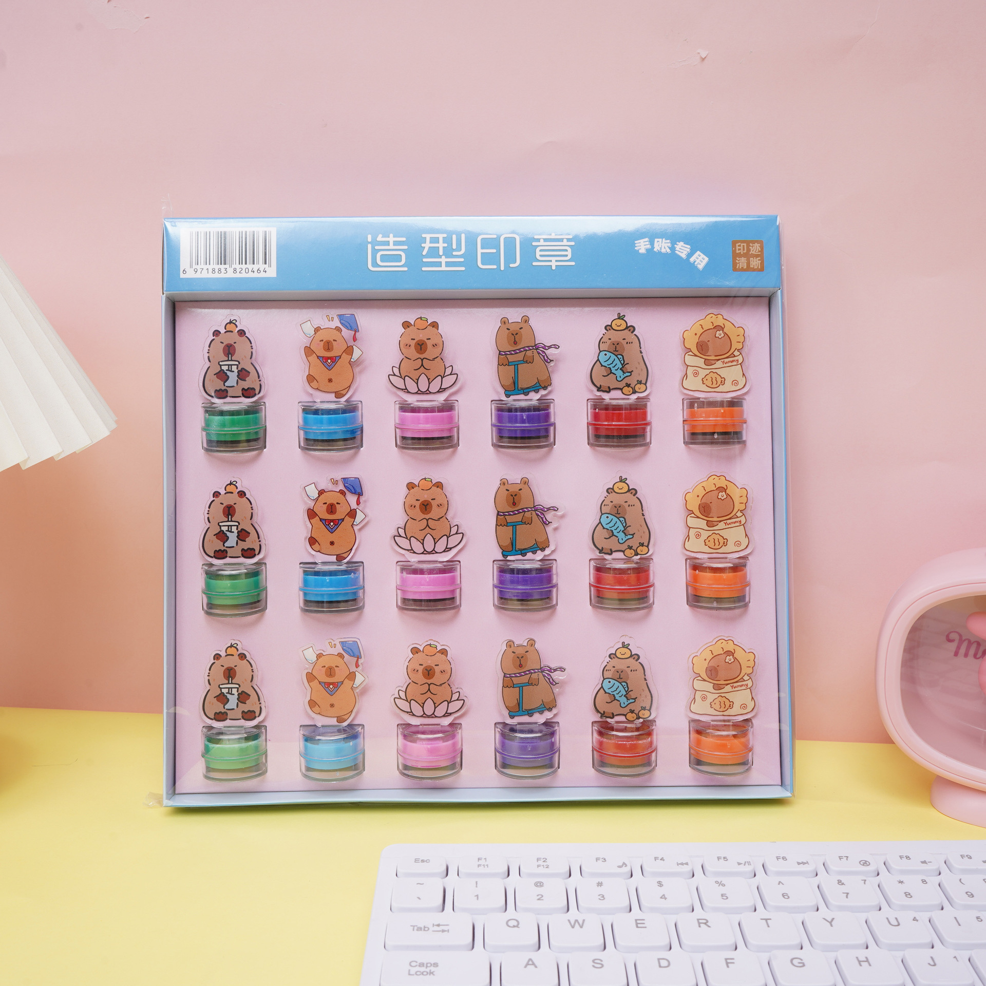 カピバラ アクリルスタンプ 18個入り【1箱18個入り】