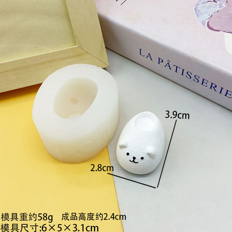 自虐的なクマの靴型