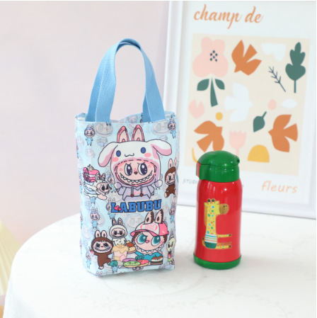 青い小さな白い帽子の布