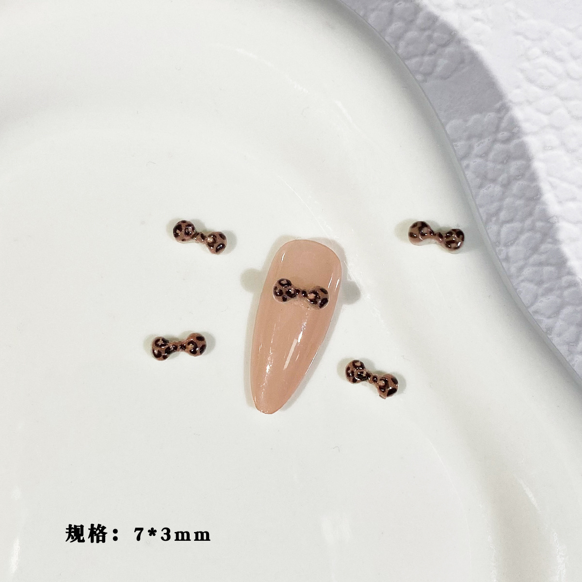 ヒョウ柄-小リボン-約7×3mm