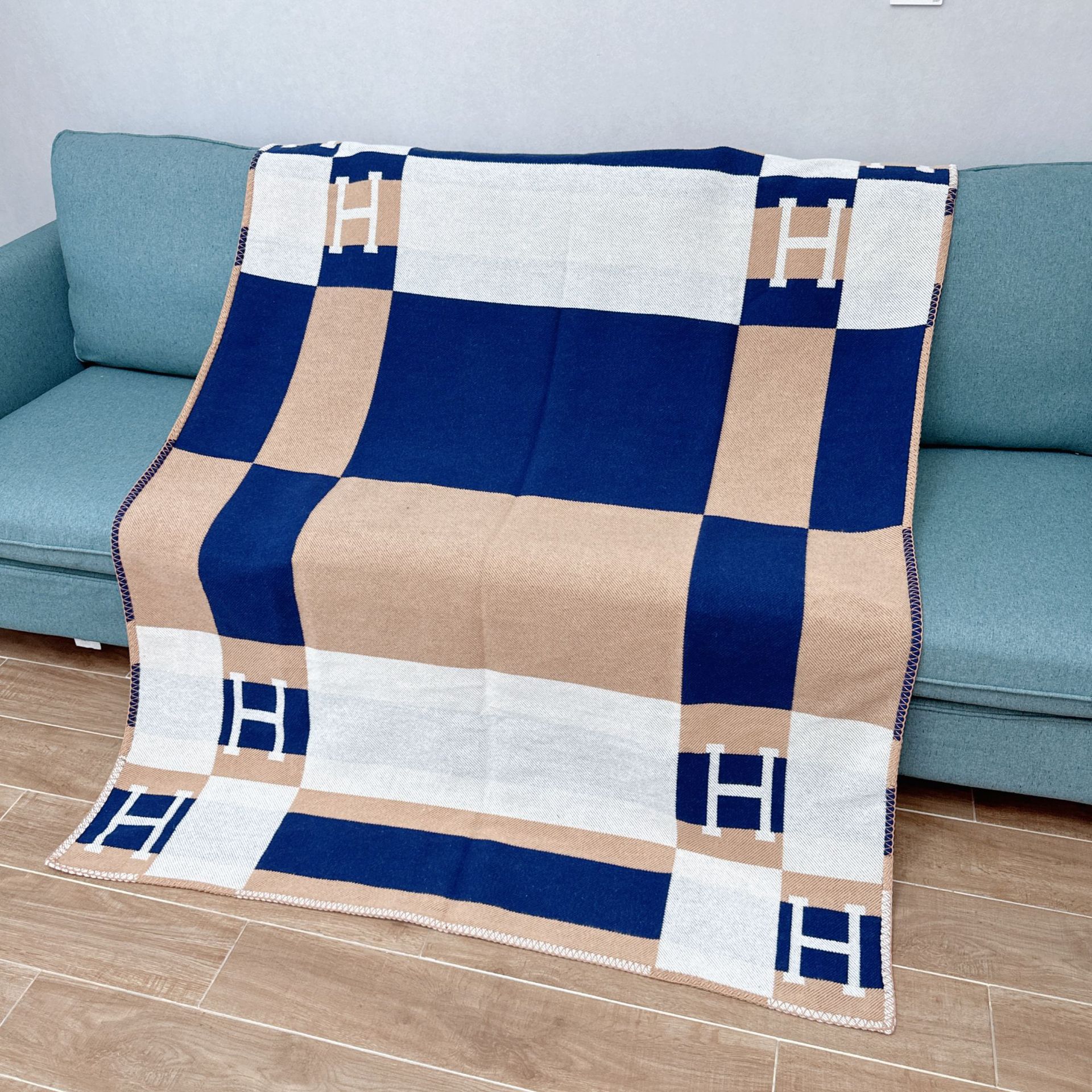 厚みのあるモデル ネイビーブルー 1400g