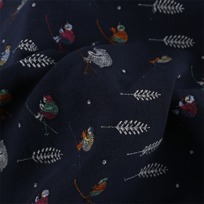 E20231 ネイビーブルー（幅125cm、綿70％、麻30％）