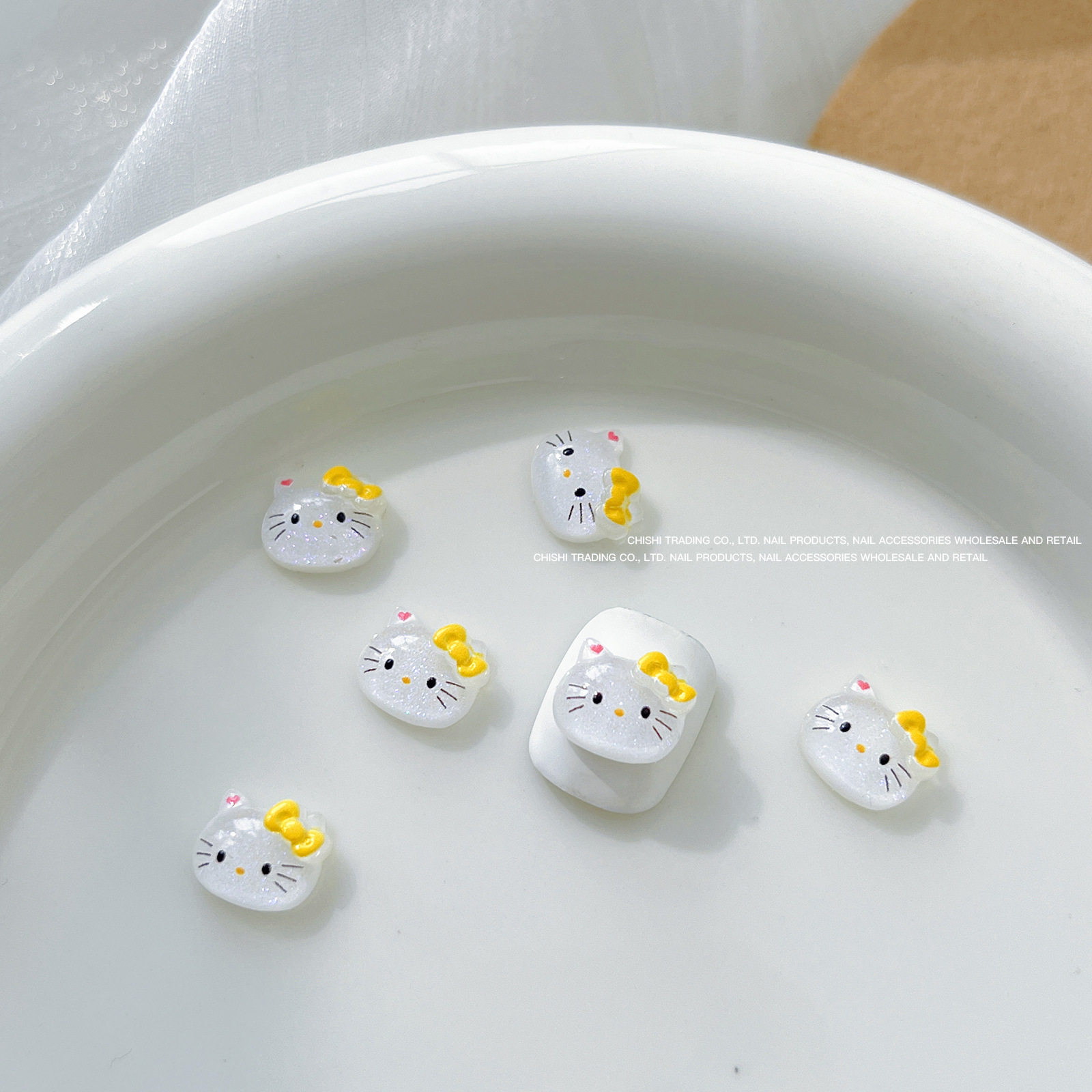 単一の黄色の蝶結びkt猫 #03