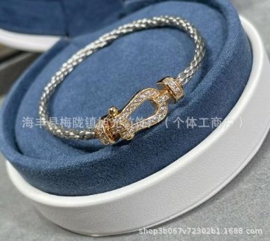 ミディアム ローズゴールド フル ダイヤモンド グレー スチール ロープ