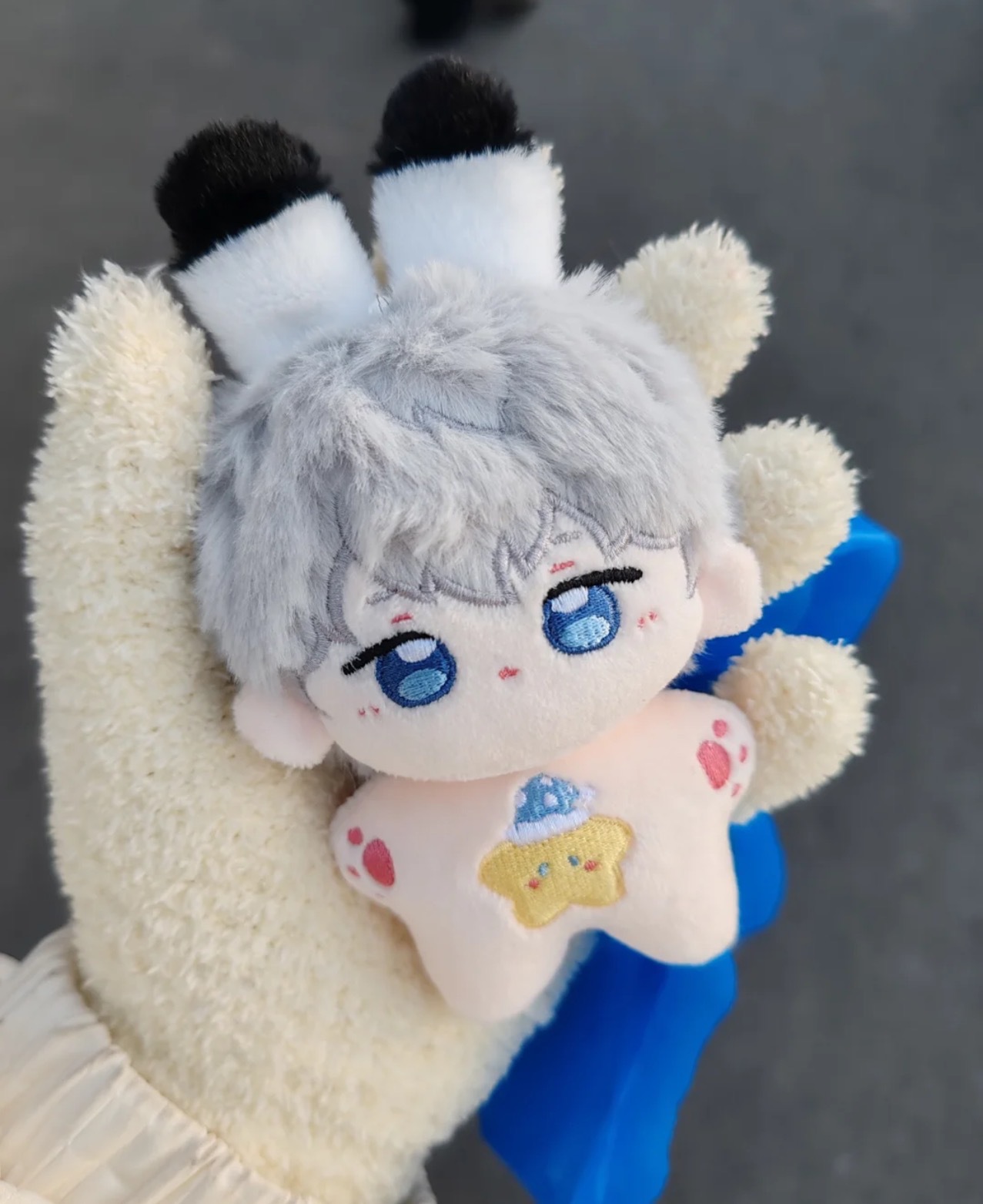 耳付きの沈興輝