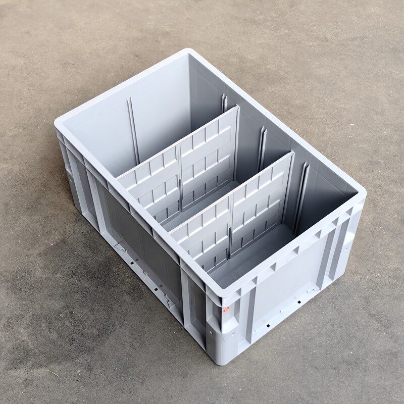 ライトグレーの3つのグリッド