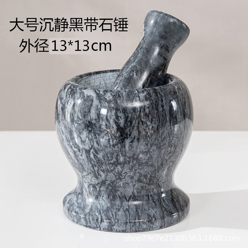 大きな黒いニンニクハンマー