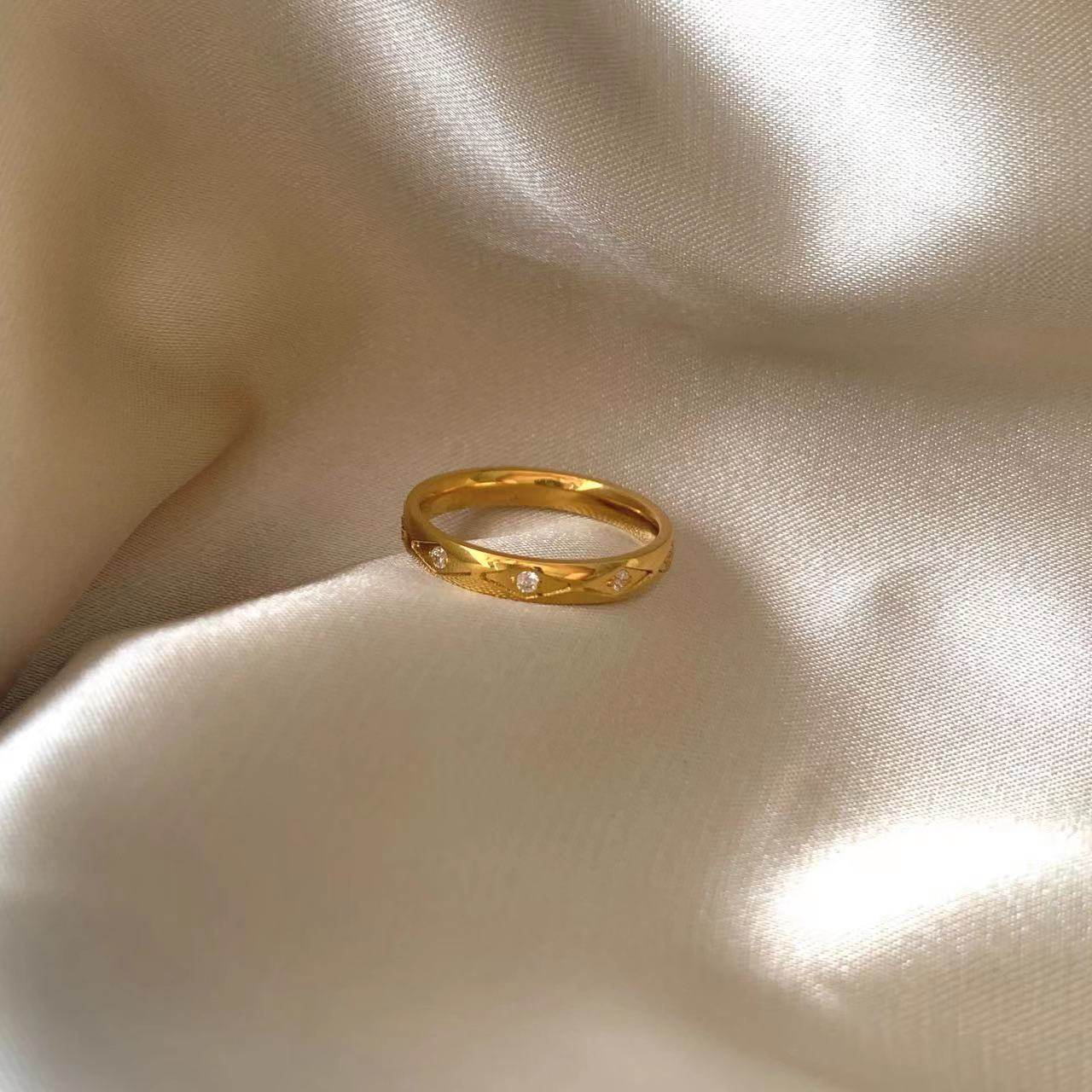 JZ0021/ダイヤモンド9ピースリング