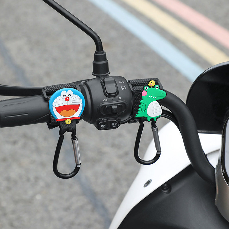 刺された猫 + 恐竜