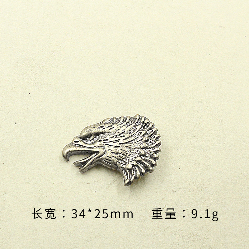 タカの銅の金