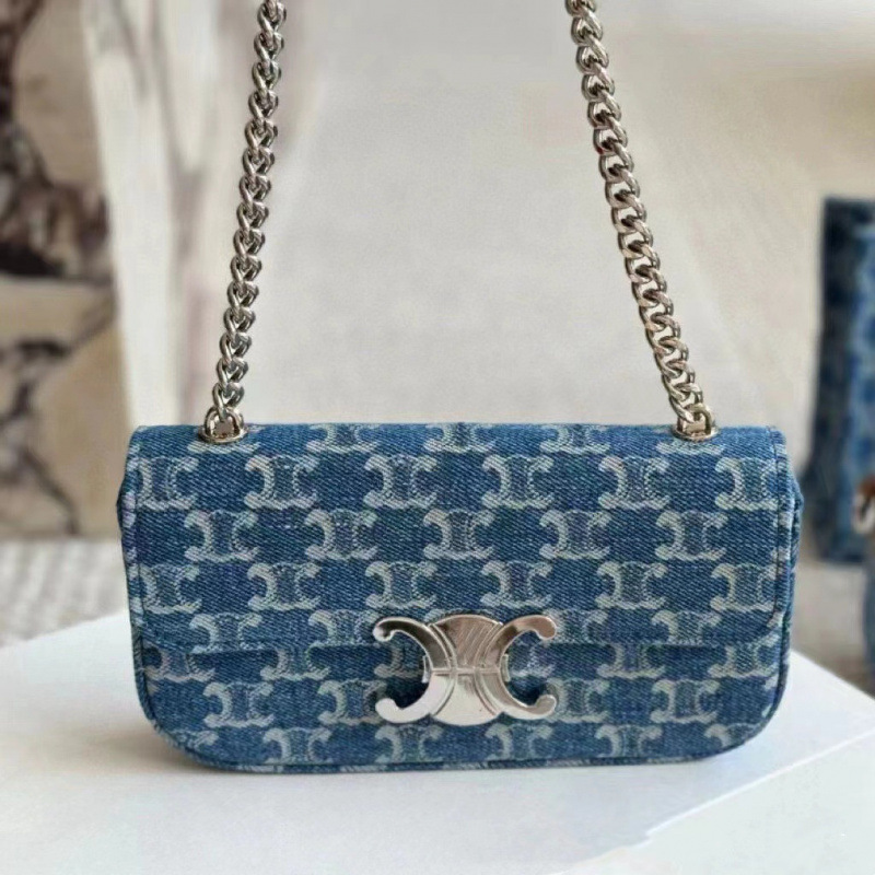 ラージチェーンバッグ 20×10×4cm