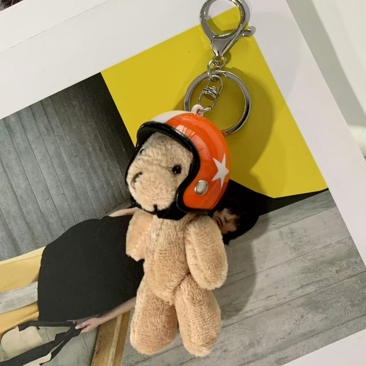 オレンジの五芒星【バイクカフェベア】