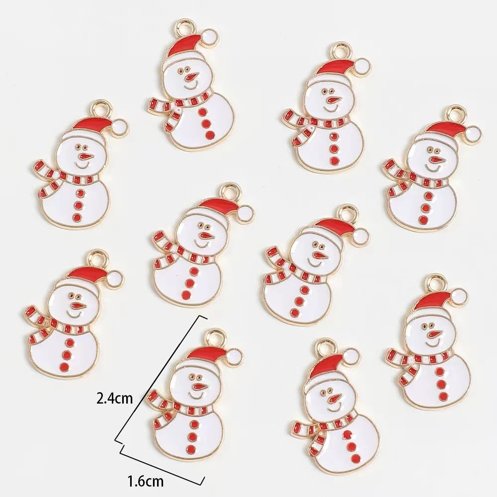 赤と白のスカーフの雪だるま