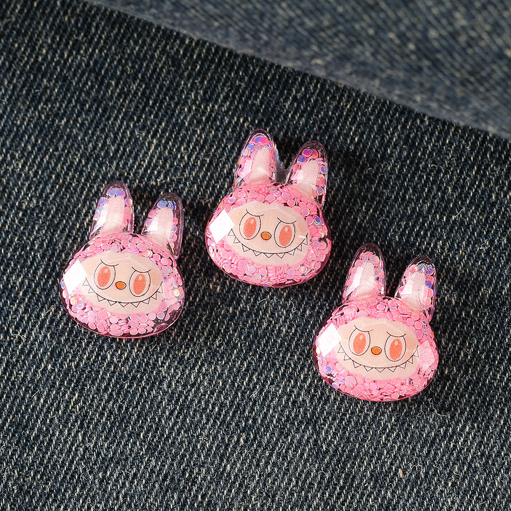 濃いピンクのラブブ