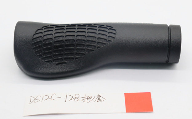 DS12C-128黒