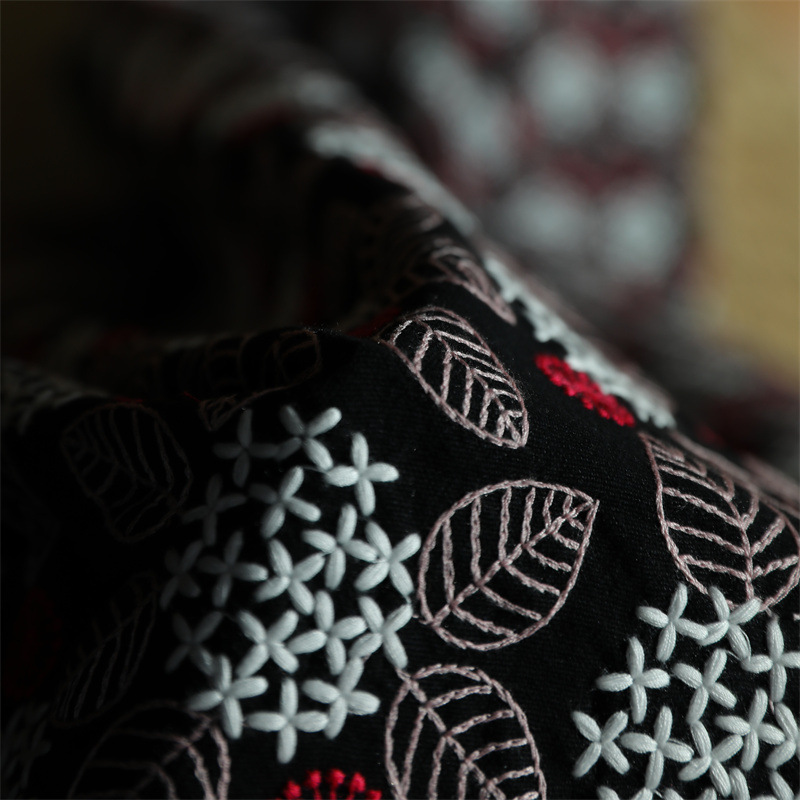 E8841-D ブラック(幅125cm、綿70%、麻30%)