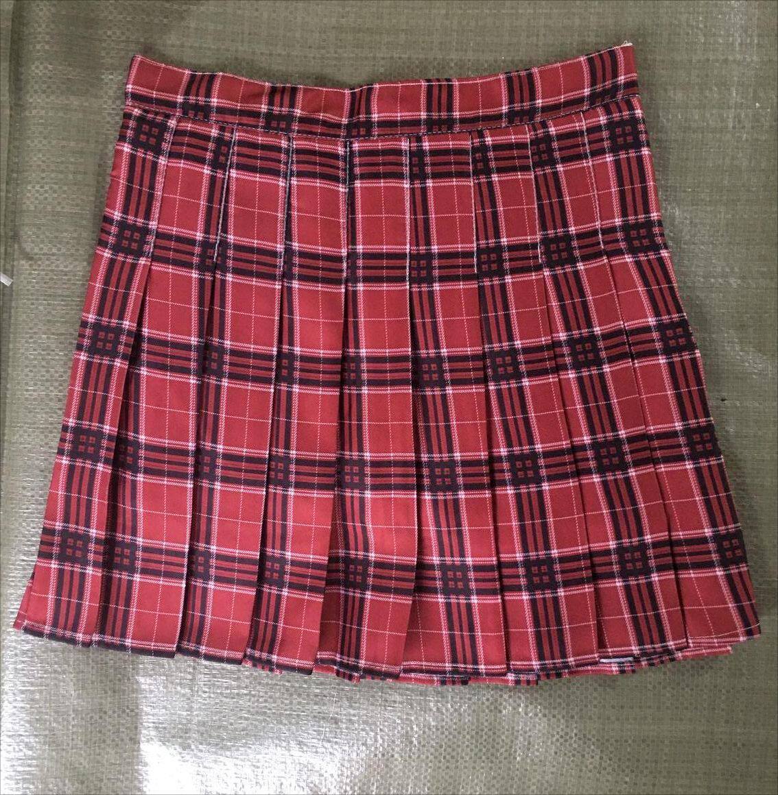 ワインレッドの格子