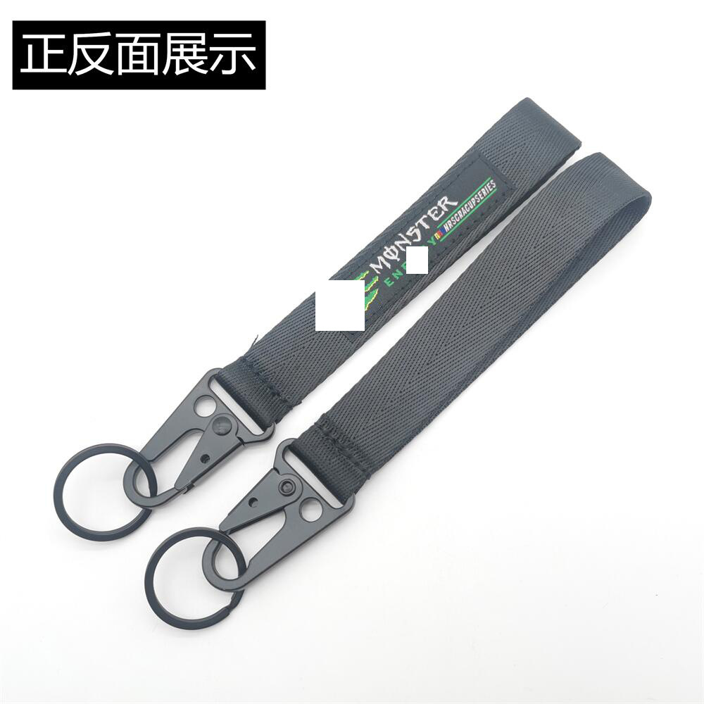 片面鷹の口は黒いb型を掛けます。