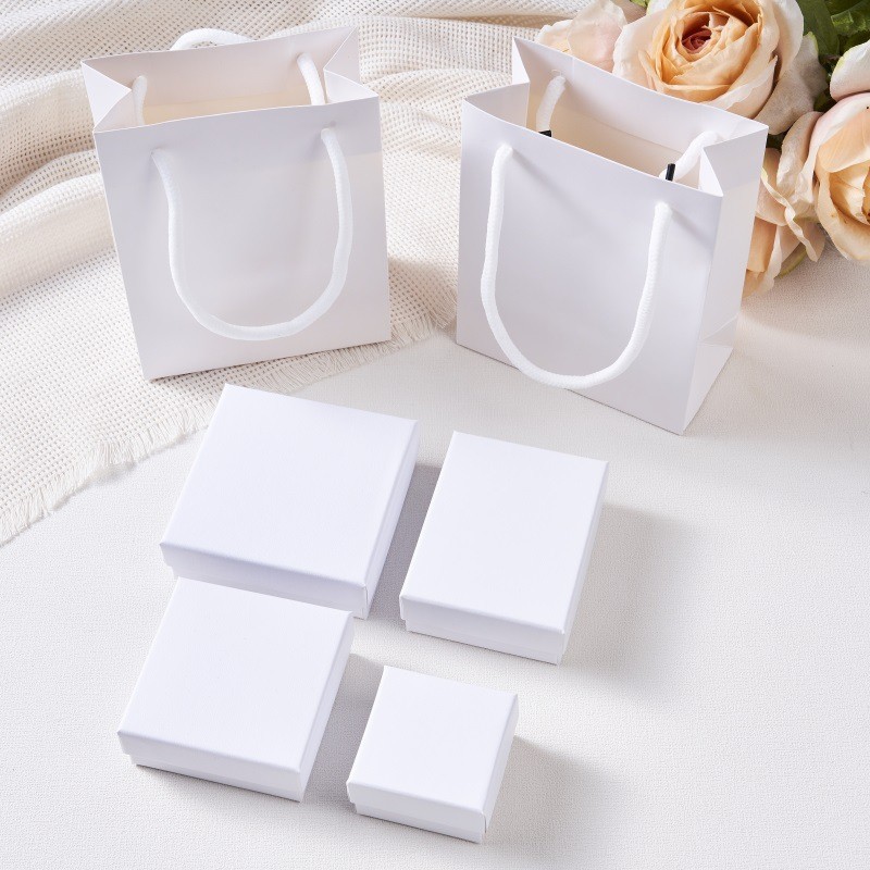白い宝石箱; 5*5*3 センチメートル宝石箱