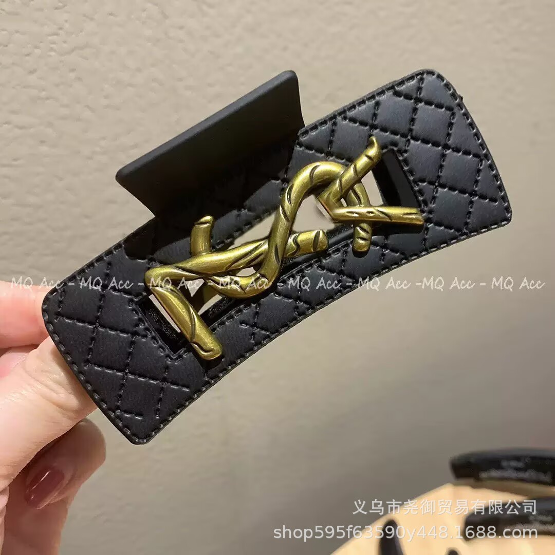 ダイヤモンド型レザーグリッパー