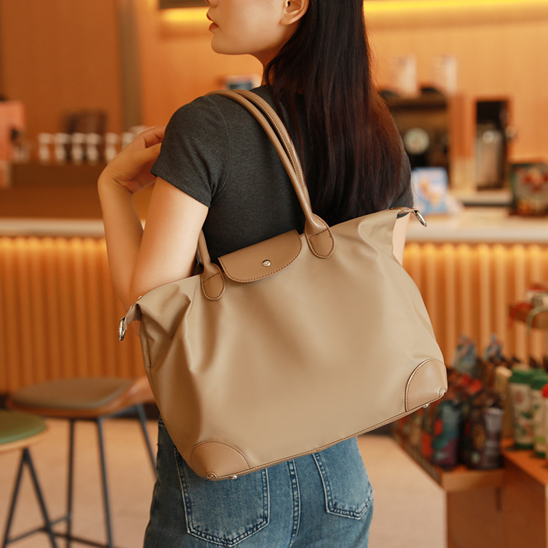 キジバトグレー（ショルダーストラップ付き）