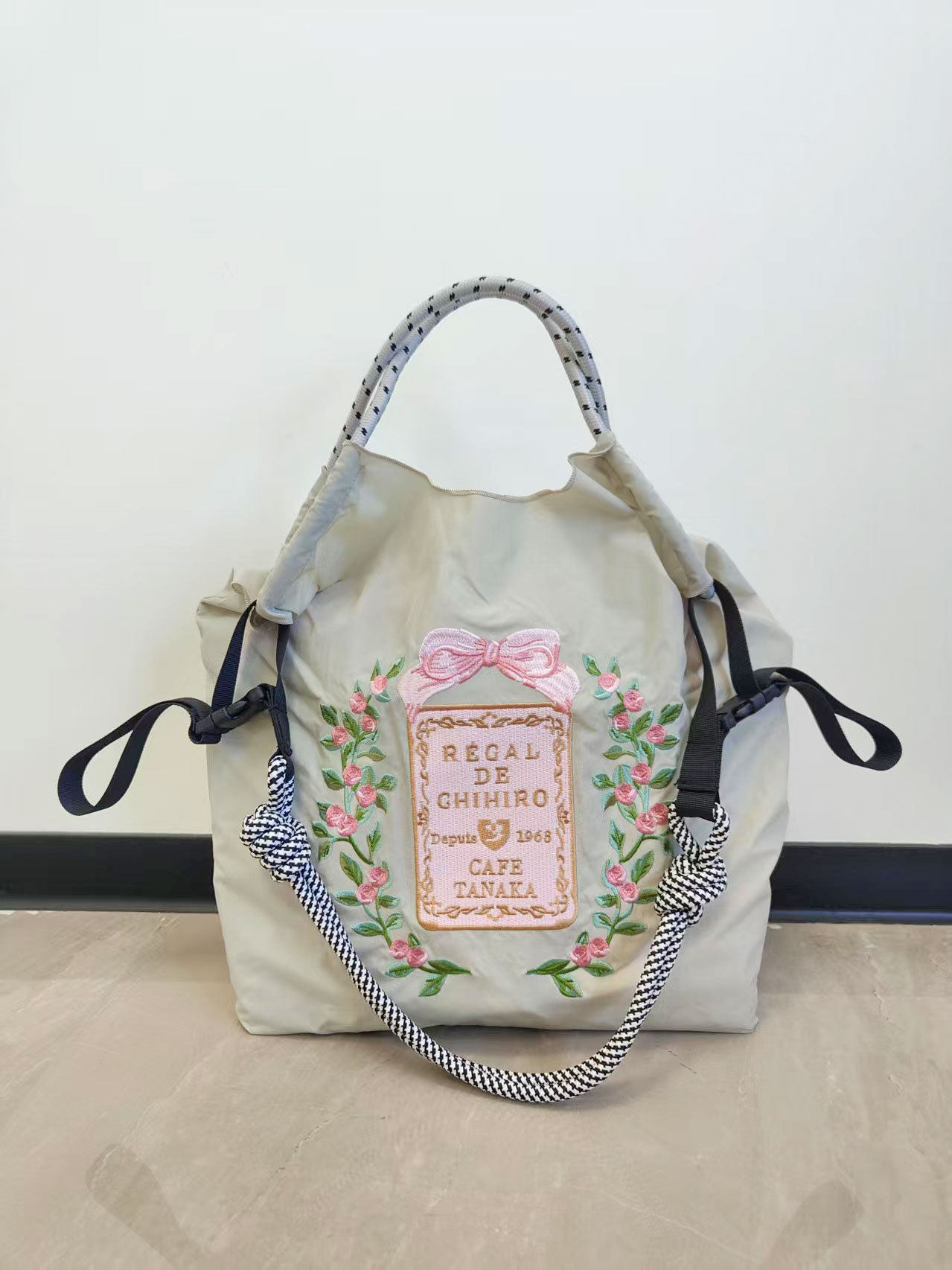 コーヒーハウス・ライトグレー（ショルダーストラップを除く）