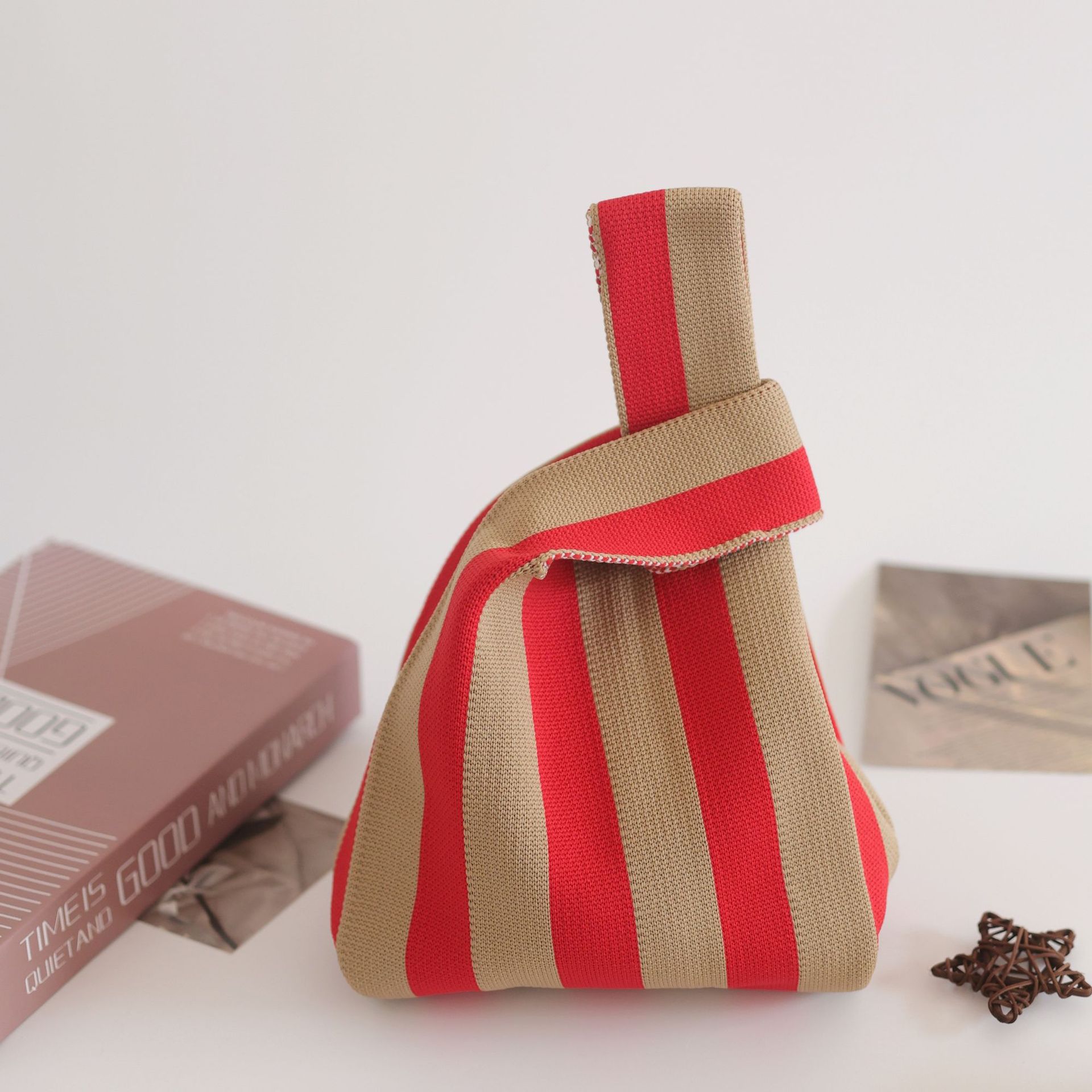 縦ストライプ - カードレッド