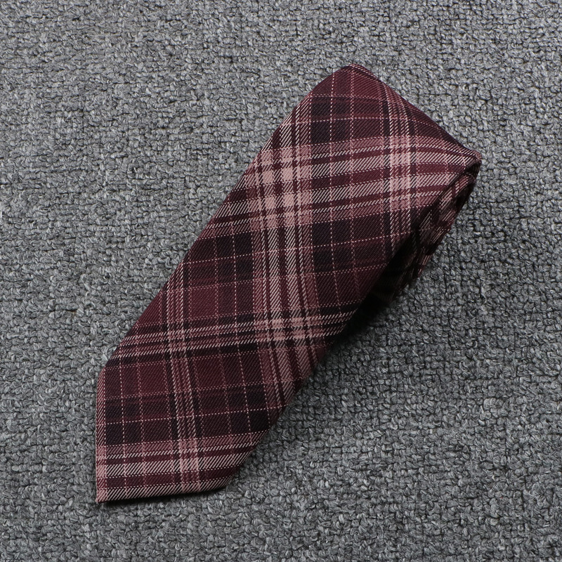 赤い囚人の鳥のネクタイ