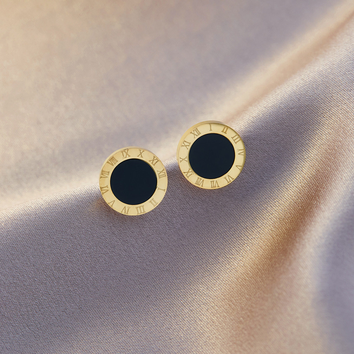 12mm ゴールド ローマン スタッド ピアス