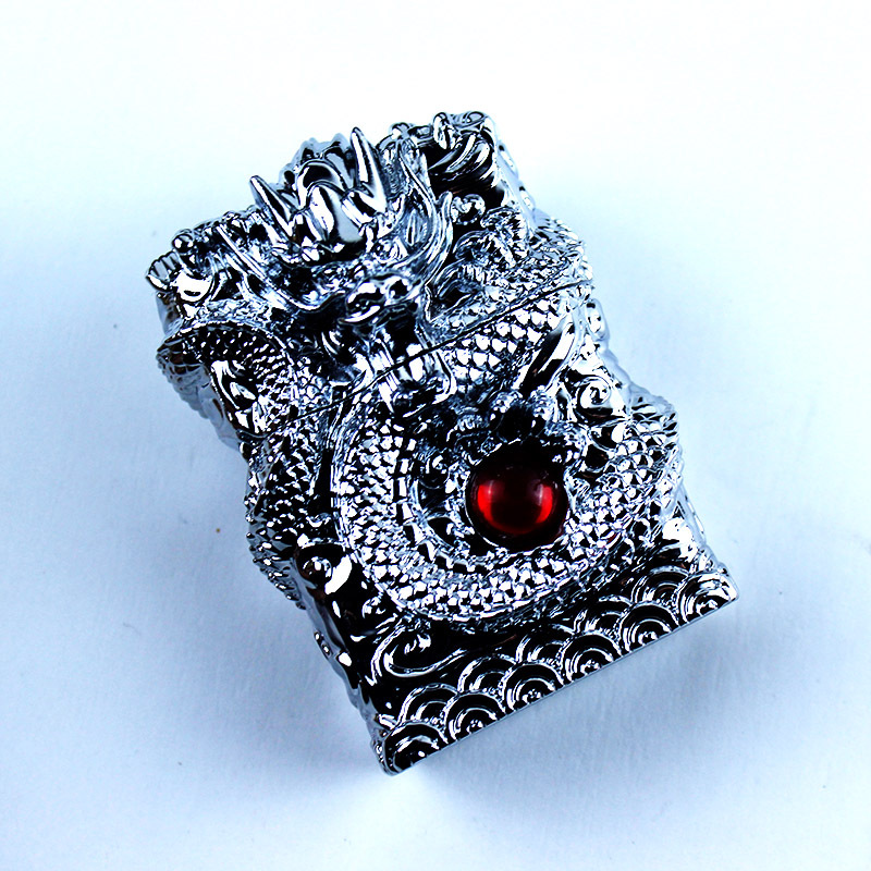 シンプルシルバー