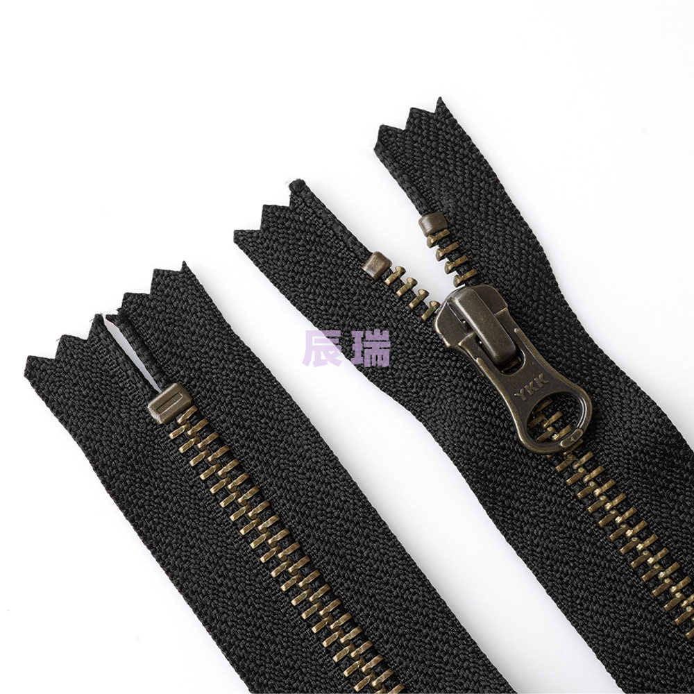 No.5 ブロンズ クローズドテール 15CM ブラック