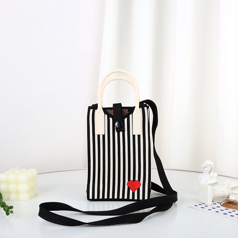 【シリコン+ショルダーストラップ】ブラックストライプハート