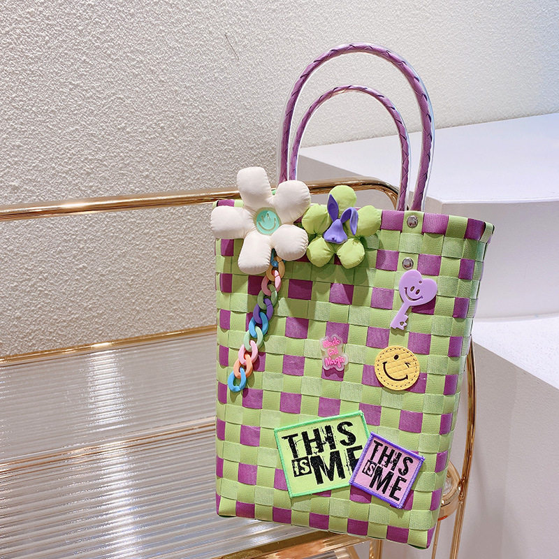 1.a 16大サイズの緑と紫の色合わせの笑顔の耳のウサギの花の金